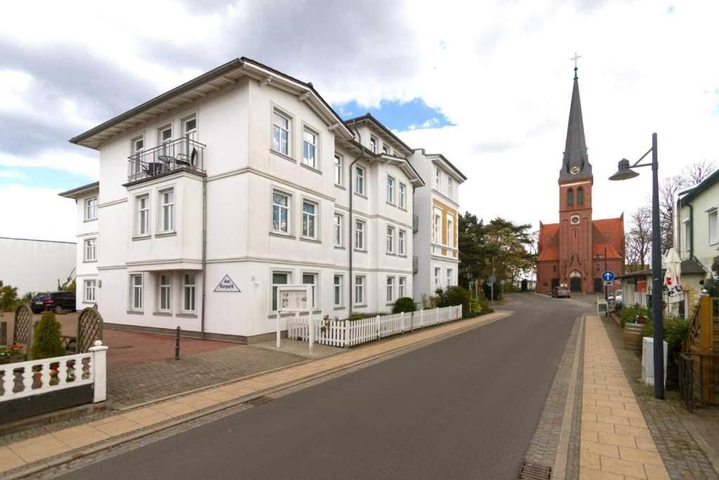 Haus Am Kurpark, App Ahlbeck Apartment Heringsdorf  Exterior photo